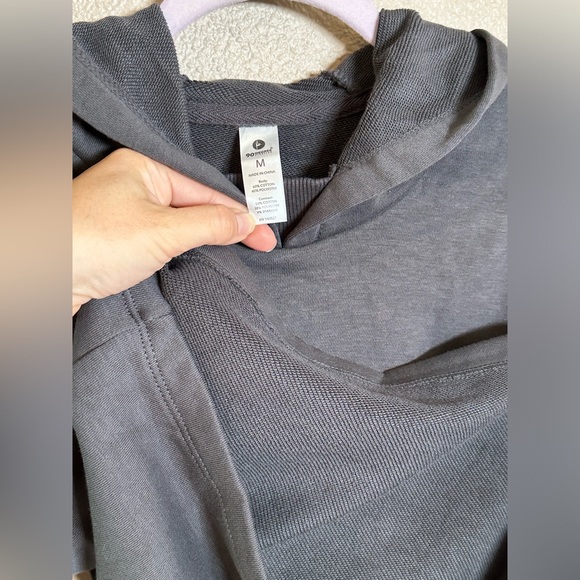 Nordstrom Reflex cropped hoodie in slate grey Size Med - Picture 3 of 3